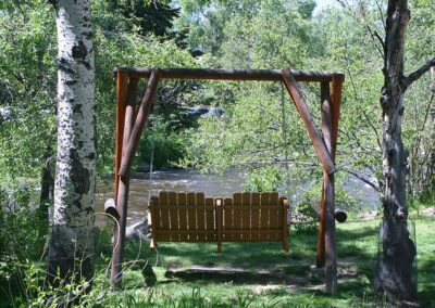 Riverside Retreat Cabin Riverview Swing 2